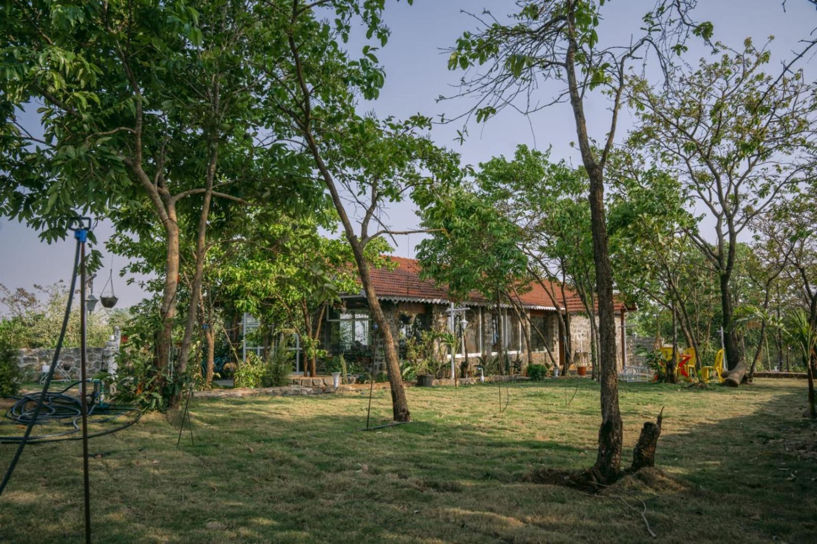 Eshi Resorts And Restaurant - Bhimashankars Jungle Luxury Resort Taleghar Ngoại thất bức ảnh